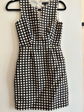 J.Crew Geometric Grid Sheath Dress Black & White 00P Like New